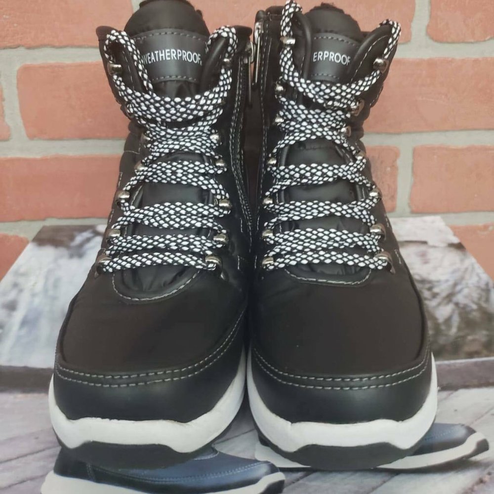 Waterproof Alexa Black Boots Women's Sz 6